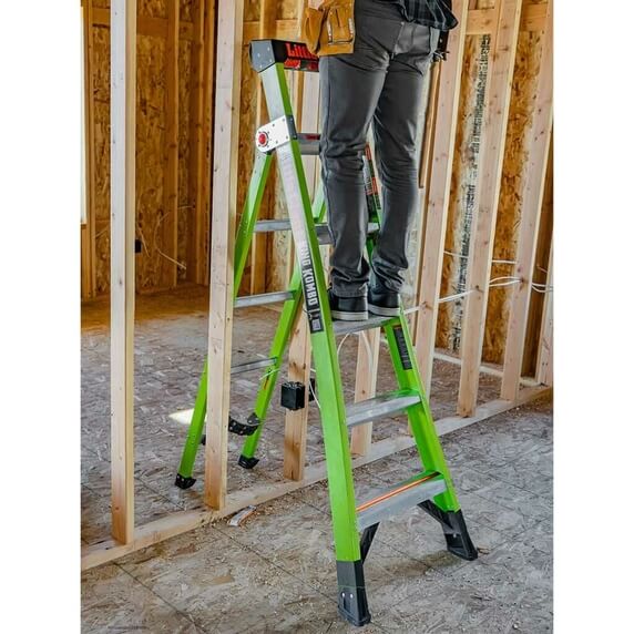 Little Giant King Kombo 5 Tread Industrial Fibreglass Combination Ladder (5+4 Rung - 2.9m)